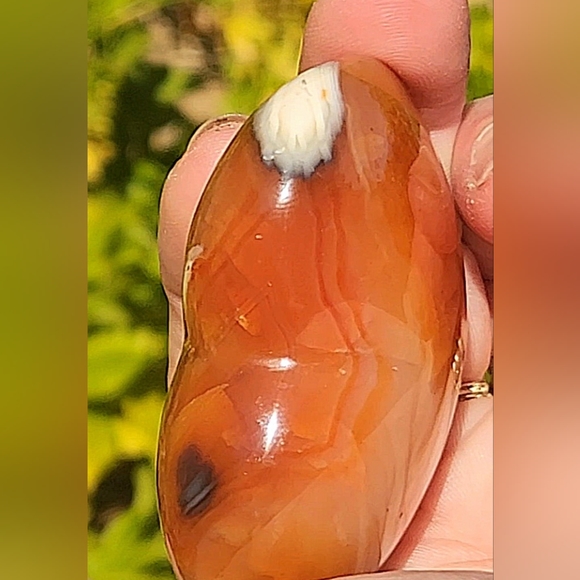 🌸🌸🌸 3/$50---Vibrant Orca Carnelian Puffy Heart Carving - Picture 12 of 17